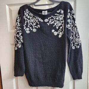 Rain + Rose Size M Black Sweater with White Floral Embroidery, 3% Angora, Soft